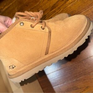 UGG Neumel tan Boots